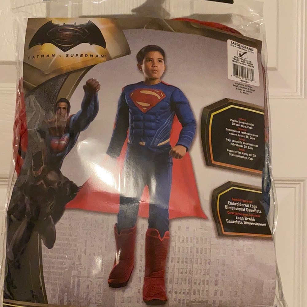 Costume